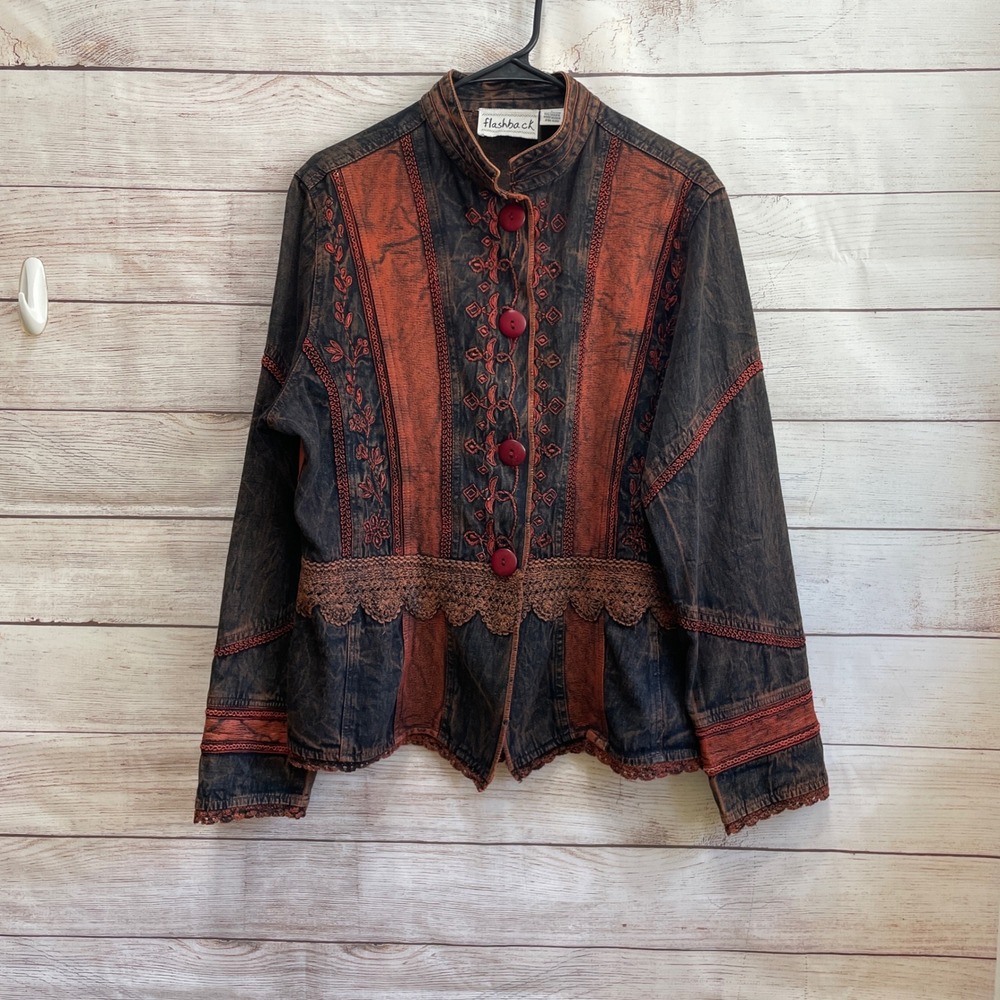VINTAGE FLASHBACK BOHO BLAZER IN BROWN WITH CROCHET TRIM